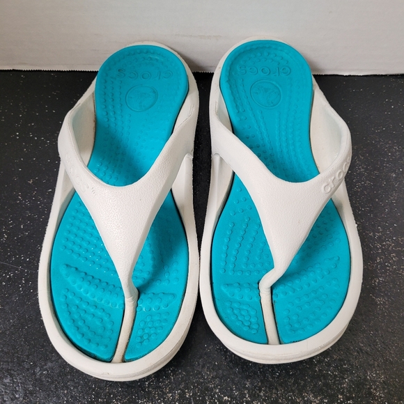 Crocs Off White and Blue Flip Flops - Picture 2 of 5